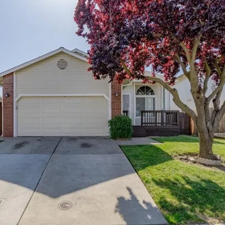 Buy this 4 bed house on 148 Creekside Circle in Sacramento, CA 95823