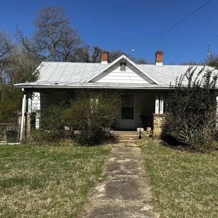 Buy this 3 bed house on 3804 Yellow Mountain Road Southeast in Roanoke, VA 24014