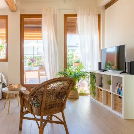 Rent this 3 bed apartment on Carrer d'Avinyó in 39, 08002 Barcelona