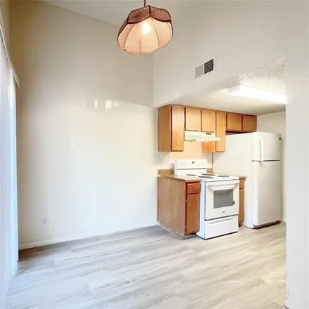Image 5 - 1013 Fieldwood Drive, Austin, TX 78758, USA - Apartment for rent