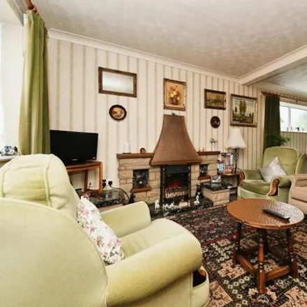 Image 5 - Wood Villa, 20 Hunstanton Road, Dersingham, PE31 6QF, United Kingdom - House for sale