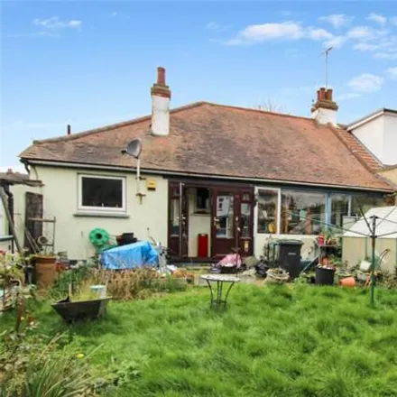 Image 5 - Olivia Drive, Leigh on Sea, SS9 3EG, United Kingdom - Duplex for sale