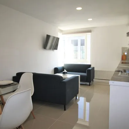 Image 7 - Clifford House, Clifford Street, London, W1S 4JZ, United Kingdom - Apartment for rent