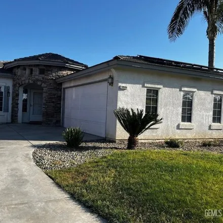 Buy this 3 bed house on 9904 Rain Check Drive in Bakersfield, CA 93312
