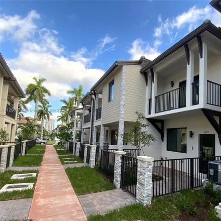 Rent this 3 bed townhouse on NW 36 ST@NW 79 AV in Northwest 36th Street, Doral