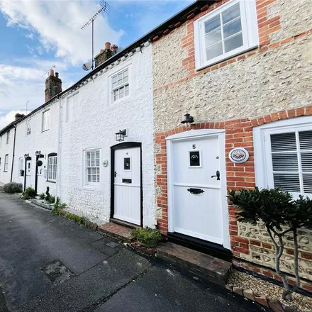 Rent this 1 bed townhouse on St Nicholas Church in Church Road, Angmering