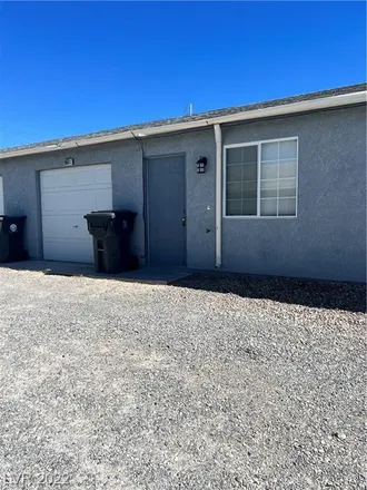 Image 2 - Prairie Avenue, Pahrump, NV 89048, USA - Duplex for rent