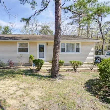 Buy this 3 bed house on 109 Fernwood Terrace in Folsom, Atlantic County