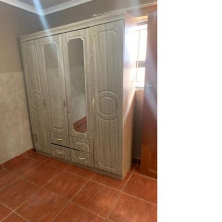 Rent this 1 bed house on 9th Street in Orange Grove, Johannesburg