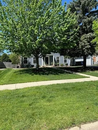Image 1 - 909 Stanton Drive, Naperville, IL 60540, USA - House for rent
