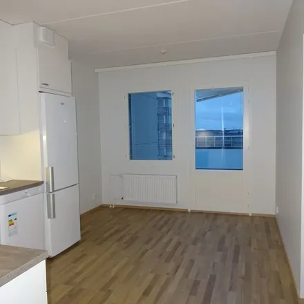 Rent this 2 bed apartment on Rautatienkatu 84 in 90120 Oulu, Finland