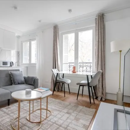 Rent this 2 bed apartment on 35 Avenue Duquesne in 75007 Paris, France