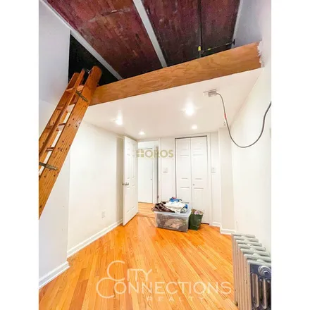 Image 6 - 262 East 2nd Street, New York, NY 10009, USA - Apartment for rent