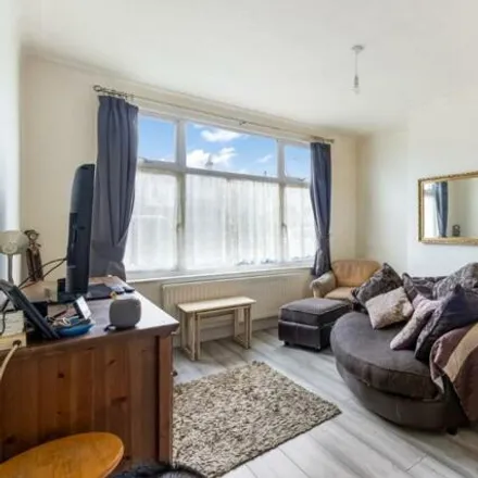Image 6 - Great Cambridge Road, London, N17 8LT, United Kingdom - Townhouse for sale