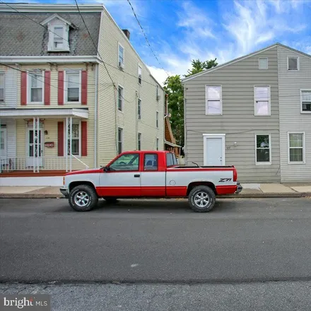 Image 2 - Woodlayne Court, 149 Wilson Street, Middletown, PA 17057, USA - Townhouse for sale