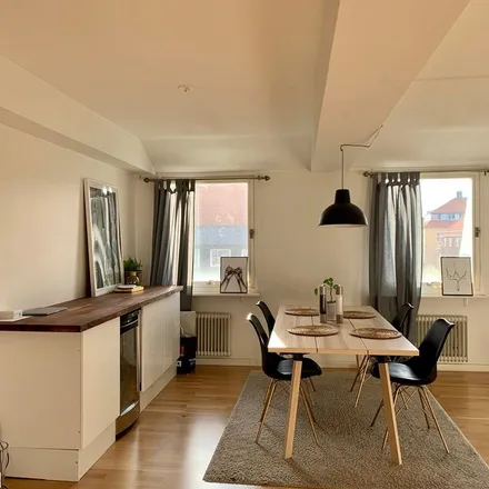 Rent this 3 bed apartment on Östermalmsgatan 25 in 722 14 Västerås, Sweden