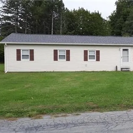 Buy this 4 bed house on 613 East Lynnwood Street in Farmington, Salisbury