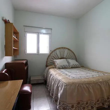Rent this 3 bed apartment on Madrid in Colegio Público República del Brasil, Avenida de los Fueros