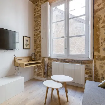 Image 3 - 47 Rue des Remparts d'Ainay, 69002 Lyon, France - Apartment for rent