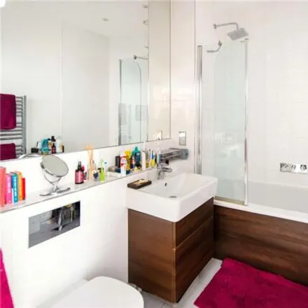 Image 5 - Sireen Apartments, 83 Richard Tress Way, London, E3 4RF, United Kingdom - Apartment for sale
