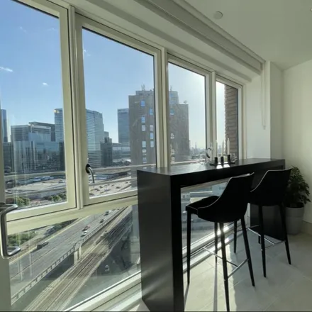 Image 5 - Royal Captain Court, Arniston Way, London, E14 0RG, United Kingdom - Apartment for rent