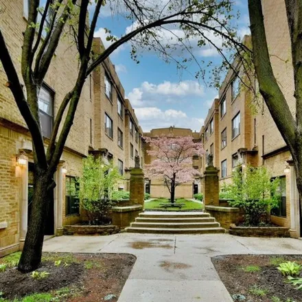 Buy this 2 bed condo on 5926-5934 North Paulina Street in Chicago, IL 60660
