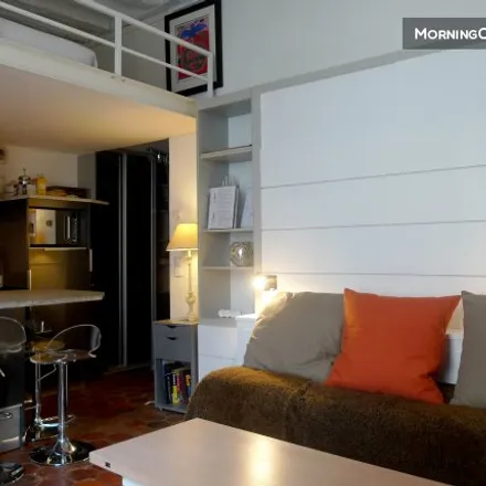 Rent this studio room on Paris