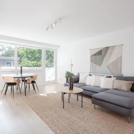 Rent this 3 bed apartment on Arnold-Schönberg-Straße 5 in 40593 Dusseldorf, Germany