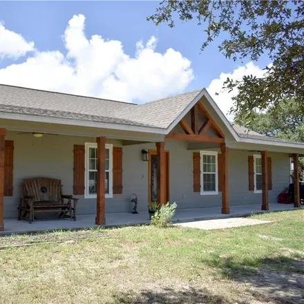 Image 1 - 1726 South 12th Street, Country Estates Colonia, Aransas Pass, TX 78336, USA - House for sale