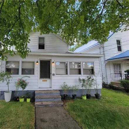 Buy this 3 bed house on 364 Jackson Street in Conneaut, OH 44030