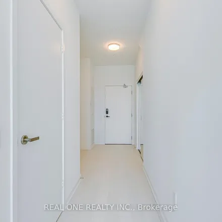 Image 5 - M 2 condos, Webb Drive, Mississauga, ON L5B 4M6, Canada - Apartment for rent