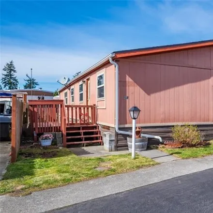 Buy this studio apartment on unnamed road in Oak Harbor, WA 98277