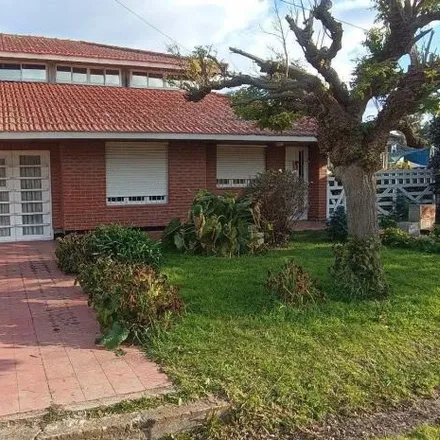 Image 1 - Sánchez de Bustamante 4099, Faro Norte, B7603 DRT Mar del Plata, Argentina - House for sale