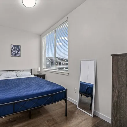 Rent this 1studio apartment on Tacoma