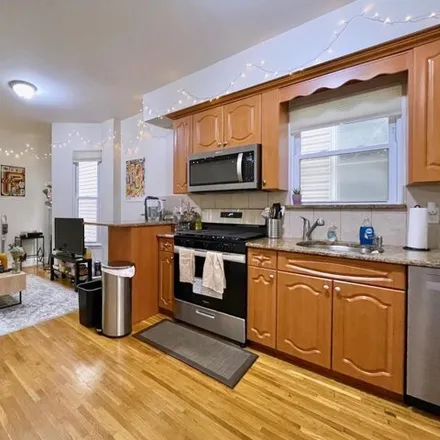 Rent this 2 bed house on 4 Court House Place in Jersey City, NJ 07306