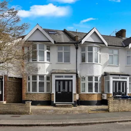 Image 2 - Finchley Progressive Synagogue, Hutton Grove, London, N12 8DS, United Kingdom - Apartment for rent