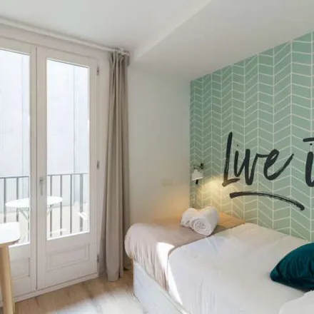 Rent this 5 bed apartment on Escola Drassanes in Carrer Nou de Sant Francesc, 11
