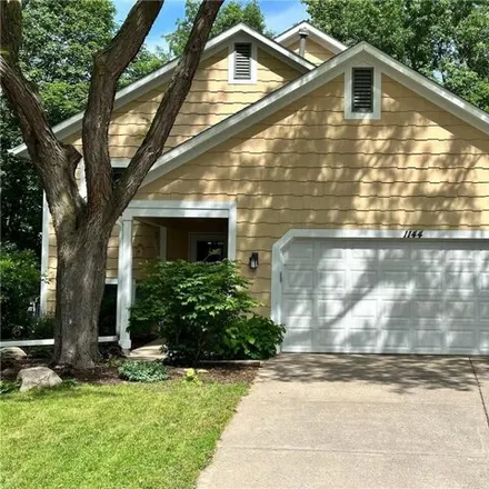 Buy this 4 bed house on 1118 Fox Run Road in Waconia, MN 55387