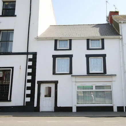Buy this 5 bed townhouse on Whitehall Hotel in Corbett Square, Tywyn