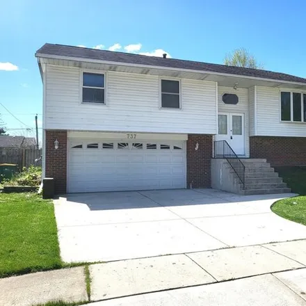 Buy this 3 bed house on 737 Yates Avenue in Romeoville, IL 60446