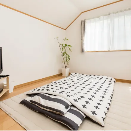 Rent this 1 bed house on Kawaguchi in 桜町四丁目, JP