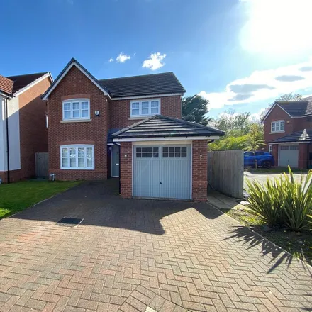 Image 1 - Llys y Groes, Wrexham, LL13 7AG, United Kingdom - House for rent