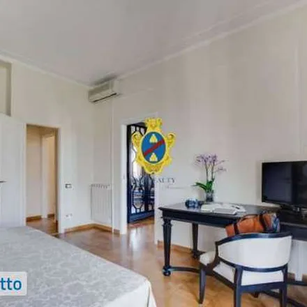 Image 2 - Piazza Massimo D'Azeglio 1, 50121 Florence FI, Italy - Apartment for rent