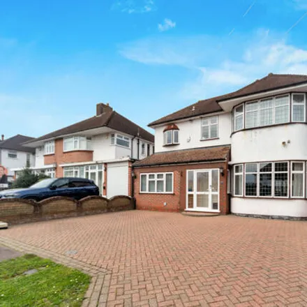 Buy this 5 bed house on 102 Domonic Drive in Edgebury, London