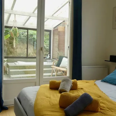 Rent this 2 bed house on Laroque-des-Albères in 10 Avenue Louis et Michel Soler, 66740 Laroque-des-Albères