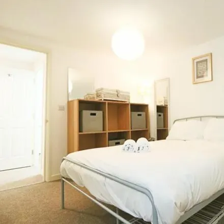 Image 4 - 56 Magdalene Place, Bristol, BS2 9RF, United Kingdom - Room for rent