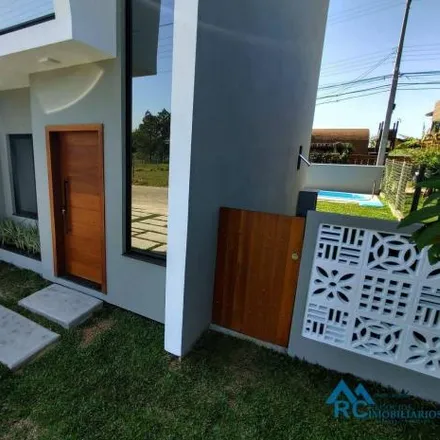 Buy this 2 bed house on Avenida Paraíso do Luz in Ibiraquera, Imbituba - SC