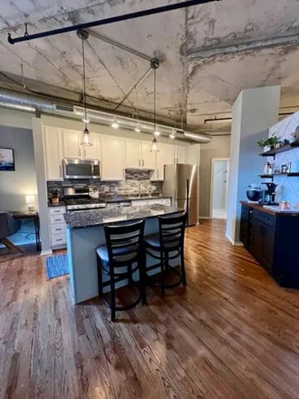 Image 5 - Skytech Lofts, 6 South Laflin Street, Chicago, IL 60688, USA - House for rent
