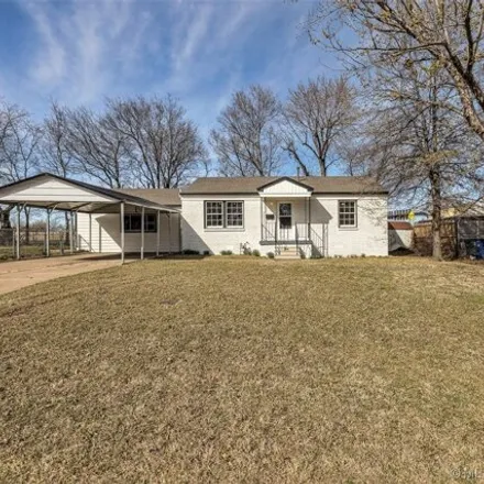 Buy this 3 bed house on 5279 East 2nd Street in Tulsa, OK 74112