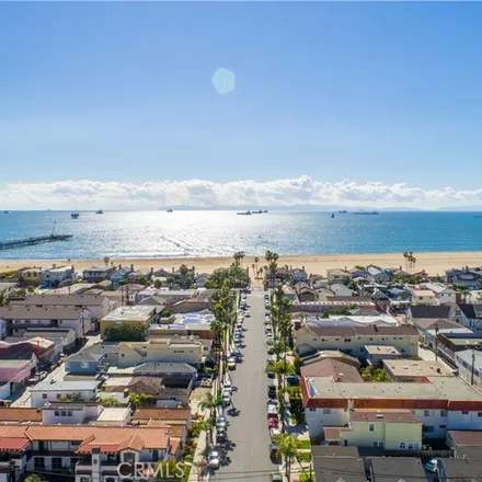 Rent this 3 bed apartment on 413 Ocean Avenue in Seal Beach, CA 90740